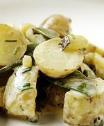 Kızarmış biberli patates salatası tarif resmi