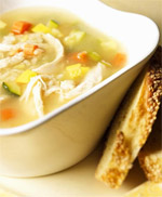 Tavuklu Noodle Çorbası Tavuklu Noodle Çorbası tarifi