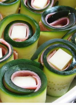 Fırında Kaşarlı Kabak Rulo tarifi