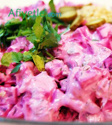 Kırmızı pancar salatası Kırmızı pancar salatası tarifi