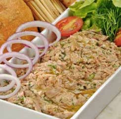 Ton balıklı bayat ekmek ezme tarif resmi