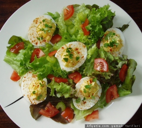 Yumurtalı salata tarif resmi